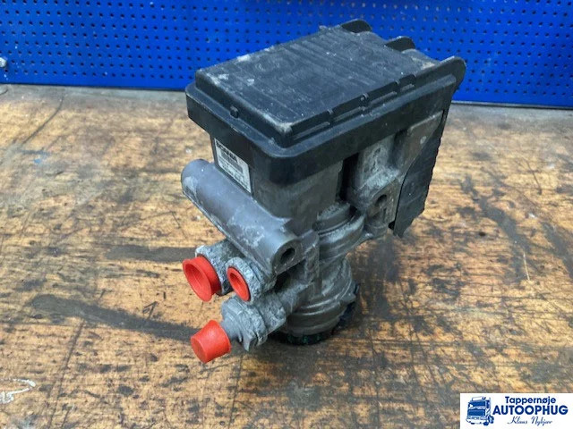 Scania EBS module – Scania 2653379 - Electrical system for Truck: picture 2 Scania EBS module – Scania 2653379 - Electrical system for Truck: picture 2