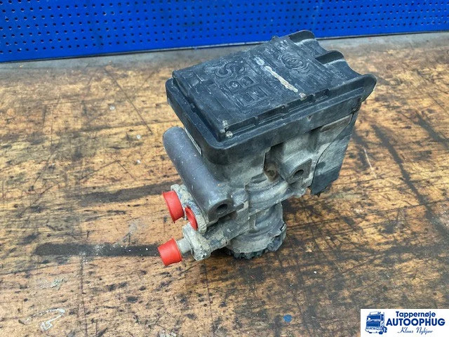 Scania EBS module – Scania 2653379 - Electrical system for Truck: picture 1 Scania EBS module – Scania 2653379 - Electrical system for Truck: picture 1