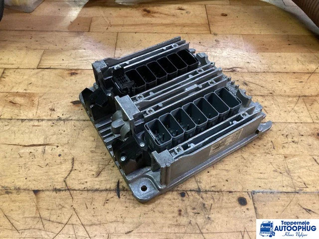 Scania ECU EMS – Scania 3086133 - ECU for Truck: picture 2 Scania ECU EMS – Scania 3086133 - ECU for Truck: picture 2