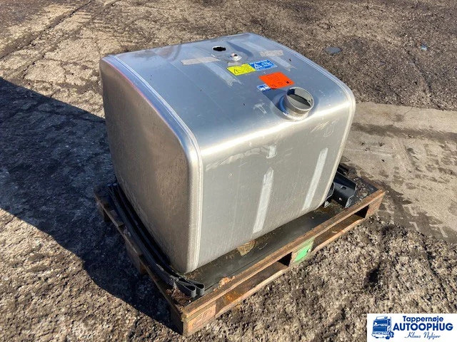 Scania diesel tank 300ltr Scania 2167505 - Fuel tank for Truck: picture 1 Scania diesel tank 300ltr Scania 2167505 - Fuel tank for Truck: picture 1