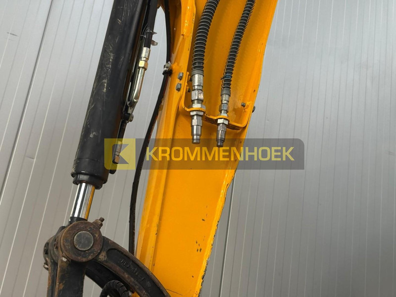 Mini excavator JCB 35Z-1: picture 12