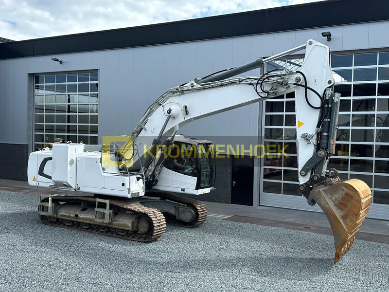 Excavator Liebherr R 946 LC Cosben 27 Meter Telescooparm: picture 10