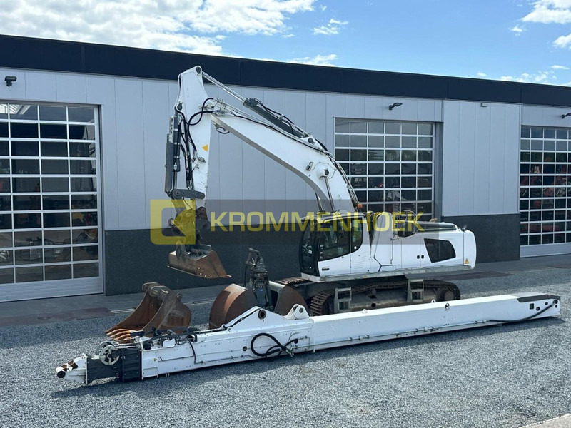 Excavator Liebherr R 946 LC Cosben 27 Meter Telescooparm: picture 7