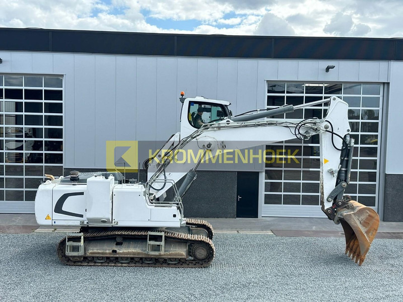 Excavator Liebherr R 946 LC Cosben 27 Meter Telescooparm: picture 9