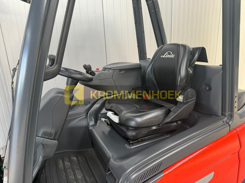 New Electric forklift Linde E 30 Demo: picture 11