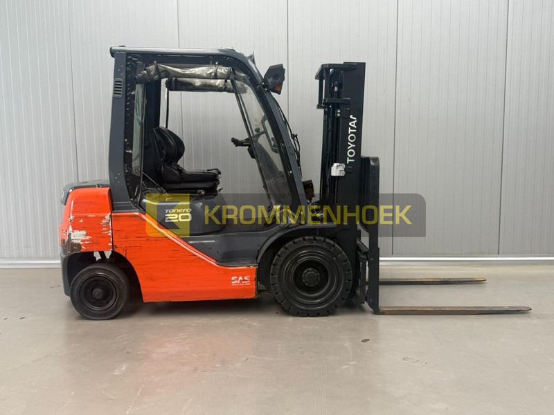 Toyota 02-8FDF20 - Diesel forklift: picture 5 Toyota 02-8FDF20 - Diesel forklift: picture 5