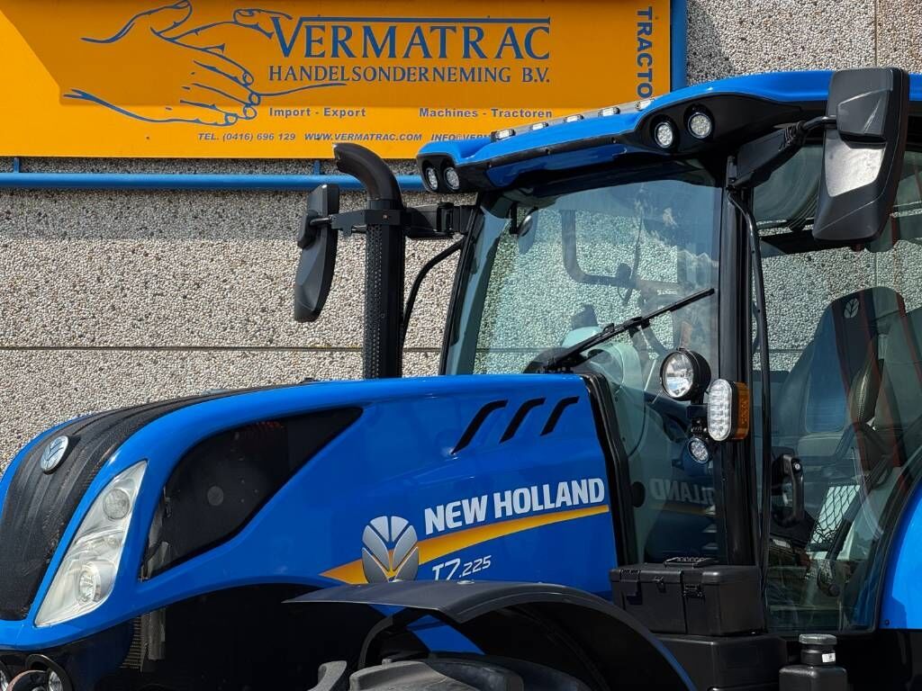 New Holland T7.225AC, frontlinkage, 2021, 3642 hours!! - Farm tractor: picture 3 New Holland T7.225AC, frontlinkage, 2021, 3642 hours!! - Farm tractor: picture 3