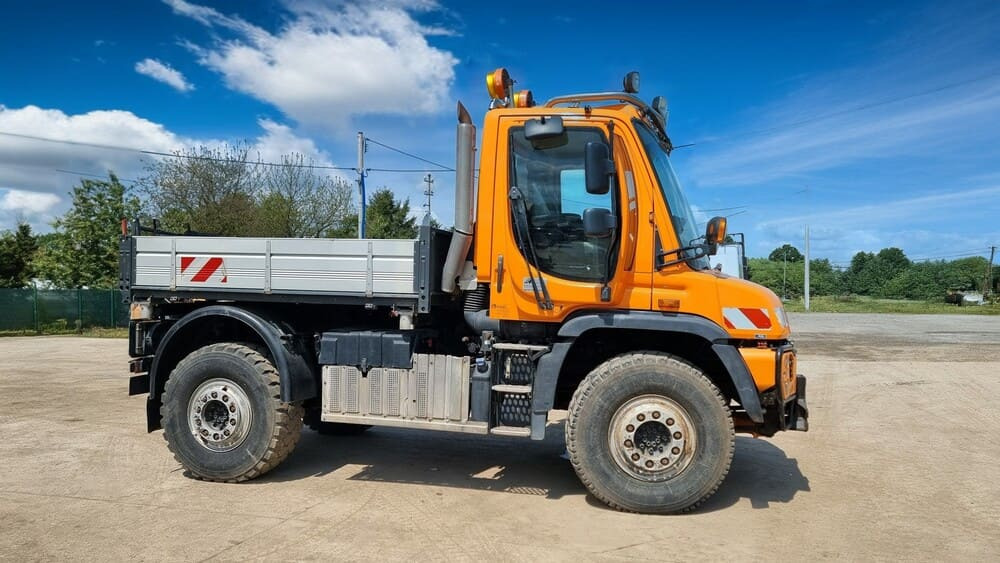 Mercedes-Benz Unimog U527 - Municipal/ Special vehicle: picture 2 Mercedes-Benz Unimog U527 - Municipal/ Special vehicle: picture 2