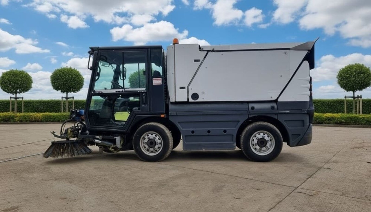 SCHMIDT Swingo 200+ - Road sweeper: picture 2 SCHMIDT Swingo 200+ - Road sweeper: picture 2