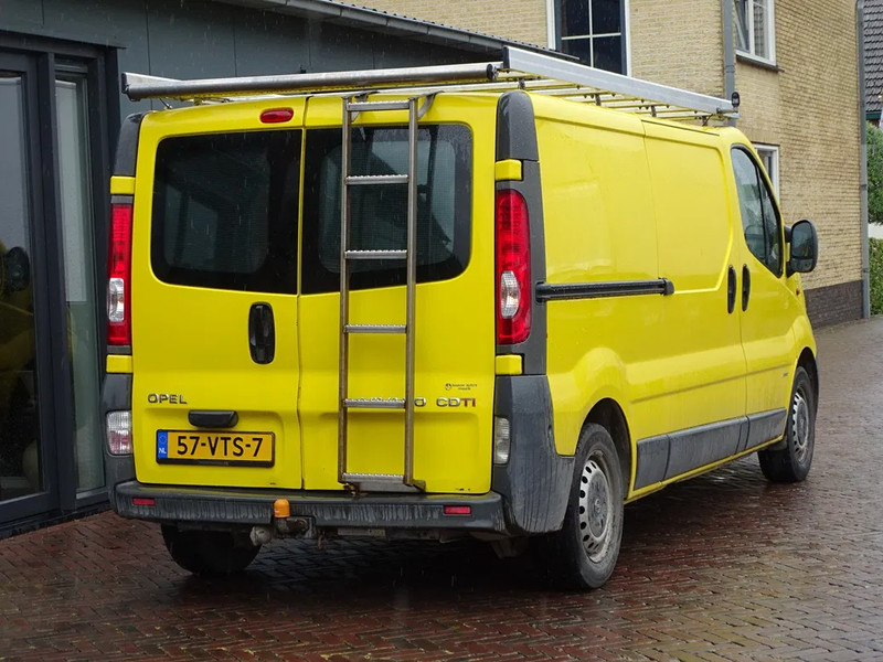 Opel Vivaro 2.0CDTI 84KW 2.9 TON L2H1 3ZITS AIRCO IMPERIAL - Small van: picture 2 Opel Vivaro 2.0CDTI 84KW 2.9 TON L2H1 3ZITS AIRCO IMPERIAL - Small van: picture 2