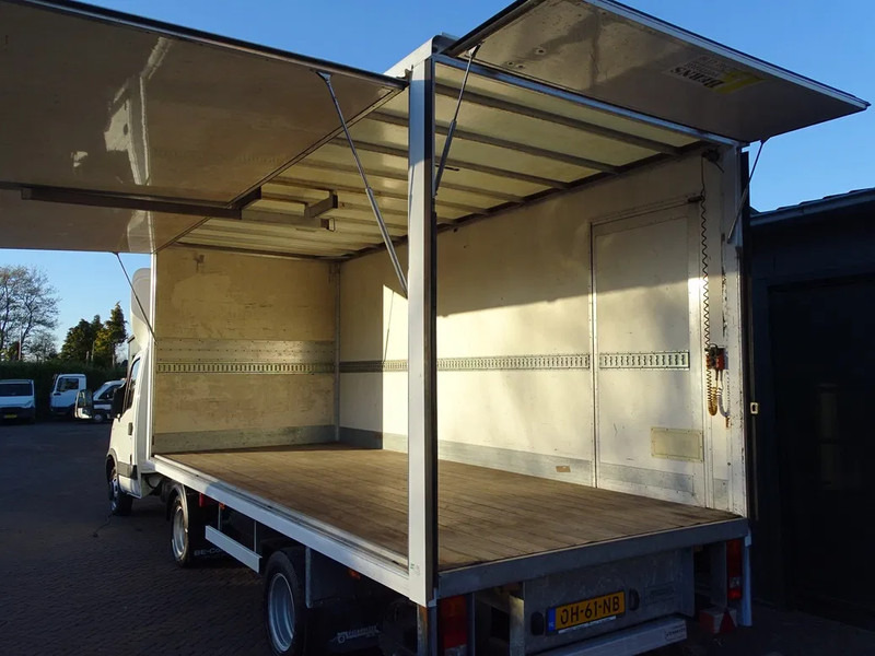Iveco Daily 35C17 BE PODIUM OPLEGGER 3800 KG LBW 1.5 ton gereserveerd - Tractor unit: picture 4 Iveco Daily 35C17 BE PODIUM OPLEGGER 3800 KG LBW 1.5 ton gereserveerd - Tractor unit: picture 4