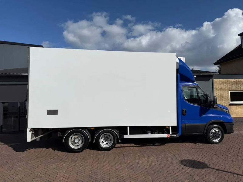 Iveco Daily 40C18 3.0 180PK Aut. Clixtar Be trekker Koeler 2655 KG Laadvm. 3 Zits CVO - Tractor unit: picture 2 Iveco Daily 40C18 3.0 180PK Aut. Clixtar Be trekker Koeler 2655 KG Laadvm. 3 Zits CVO - Tractor unit: picture 2