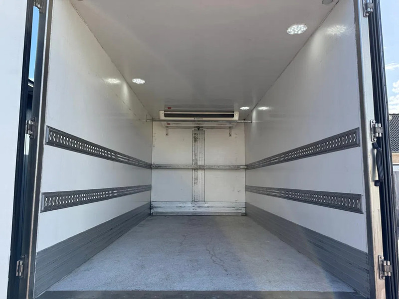 Iveco Daily 40C18 3.0 180PK Aut. Clixtar Be trekker Koeler 2655 KG Laadvm. 3 Zits CVO - Tractor unit: picture 5 Iveco Daily 40C18 3.0 180PK Aut. Clixtar Be trekker Koeler 2655 KG Laadvm. 3 Zits CVO - Tractor unit: picture 5