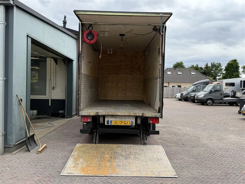Mercedes-Benz Sprinter 519 BE Trekker 3250 KG laadvermogen Dhollandia Laadklep - Tractor unit: picture 5 Mercedes-Benz Sprinter 519 BE Trekker 3250 KG laadvermogen Dhollandia Laadklep - Tractor unit: picture 5