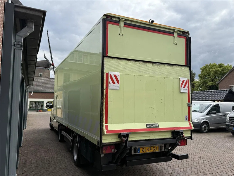 Mercedes-Benz Sprinter 519 BE Trekker 3250 KG laadvermogen Dhollandia Laadklep - Tractor unit: picture 3 Mercedes-Benz Sprinter 519 BE Trekker 3250 KG laadvermogen Dhollandia Laadklep - Tractor unit: picture 3
