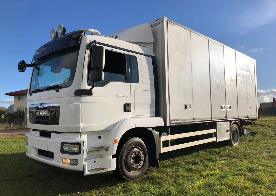 MAN 15.290 Winda Bok otwierany 18 Palet - Isothermal truck: picture 4 MAN 15.290 Winda Bok otwierany 18 Palet - Isothermal truck: picture 4