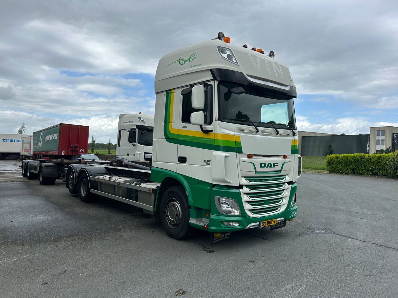 DAF XF 480 XF480 Super Space with Hiab 26t Hooksystem - Hook lift truck: picture 3 DAF XF 480 XF480 Super Space with Hiab 26t Hooksystem - Hook lift truck: picture 3