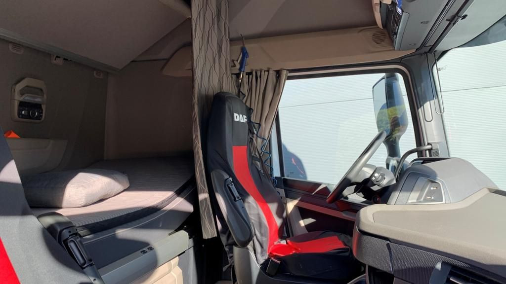 DAF XG 480 FT AUT LM SpurH SpurW - Tractor unit: picture 1 DAF XG 480 FT AUT LM SpurH SpurW - Tractor unit: picture 1