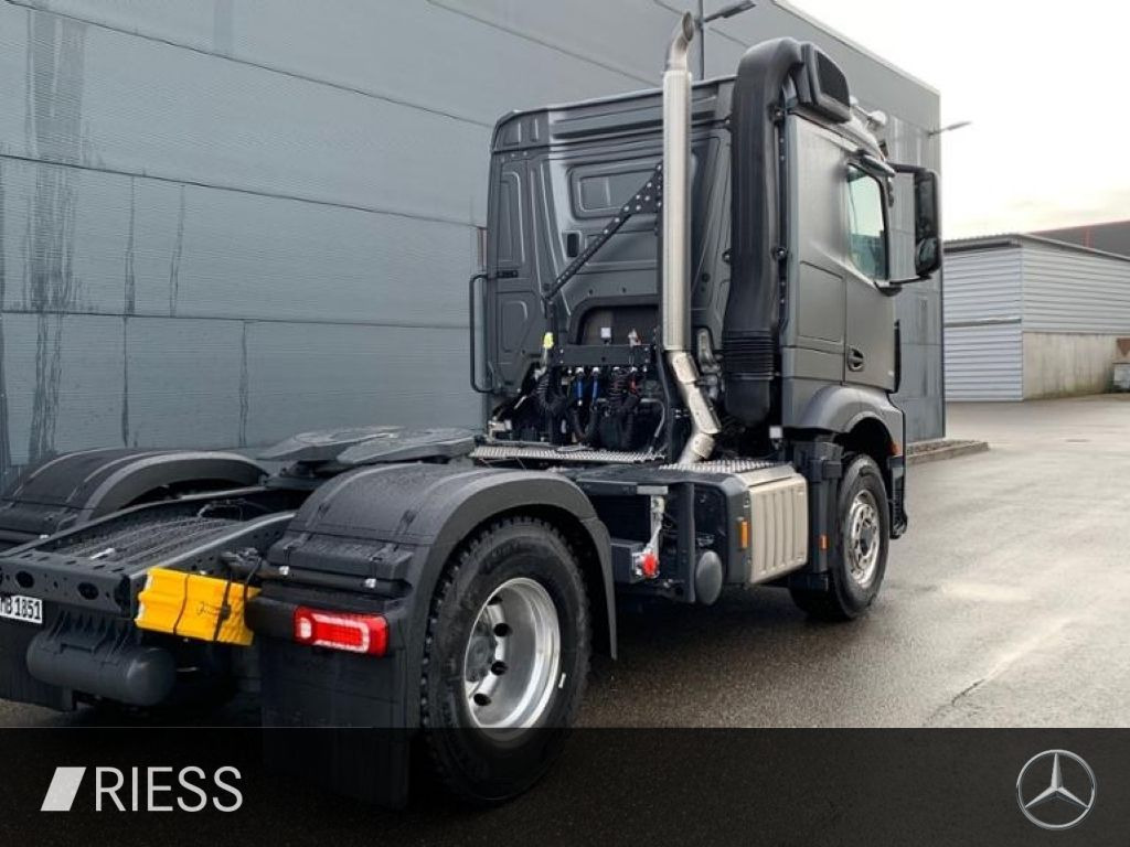 Mercedes-Benz Actros 1851 LS HAD Kipphydraulik ACC AHK AUT LED - Tractor unit: picture 4 Mercedes-Benz Actros 1851 LS HAD Kipphydraulik ACC AHK AUT LED - Tractor unit: picture 4