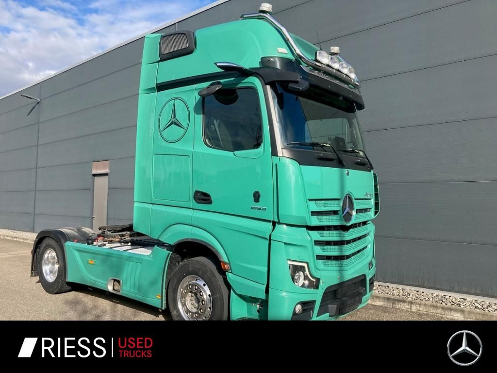 Mercedes-Benz Actros 1853 LS Giga Space Alcoa Hydraulik Navi Mercedes-Benz Actros 1853 LS Giga Space Alcoa Hydraulik Navi - Tractor unit: picture 1 Mercedes-Benz Actros 1853 LS Giga Space Alcoa Hydraulik Navi Mercedes-Benz Actros 1853 LS Giga Space Alcoa Hydraulik Navi - Tractor unit: picture 1