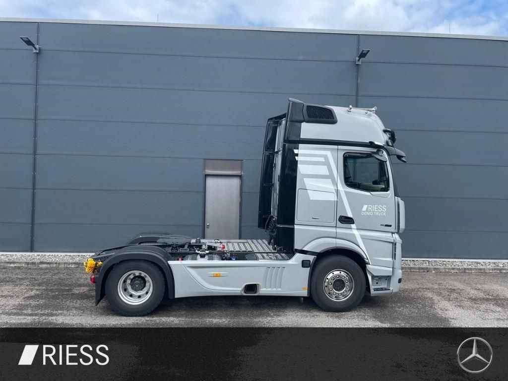 Mercedes-Benz Actros 1863 LS 4x2 Schubbodenhydraulik AUT LM - Truck: picture 3 Mercedes-Benz Actros 1863 LS 4x2 Schubbodenhydraulik AUT LM - Truck: picture 3