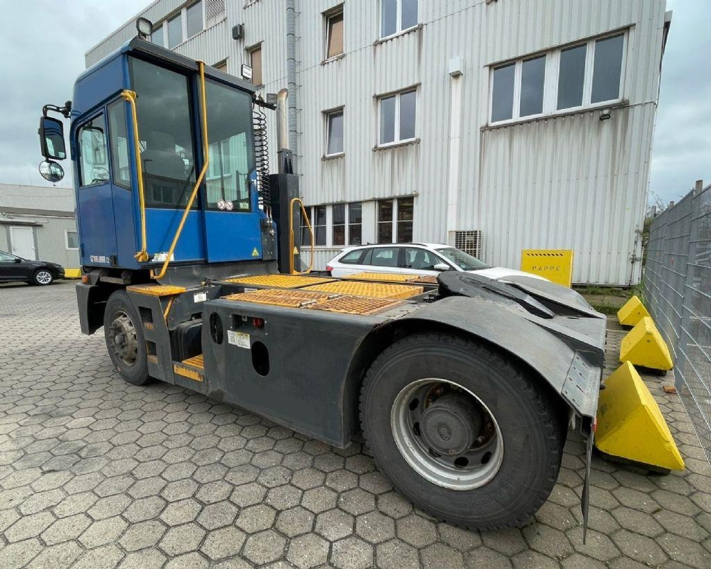 Kalmar T2 - Terminal tractor: picture 5 Kalmar T2 - Terminal tractor: picture 5