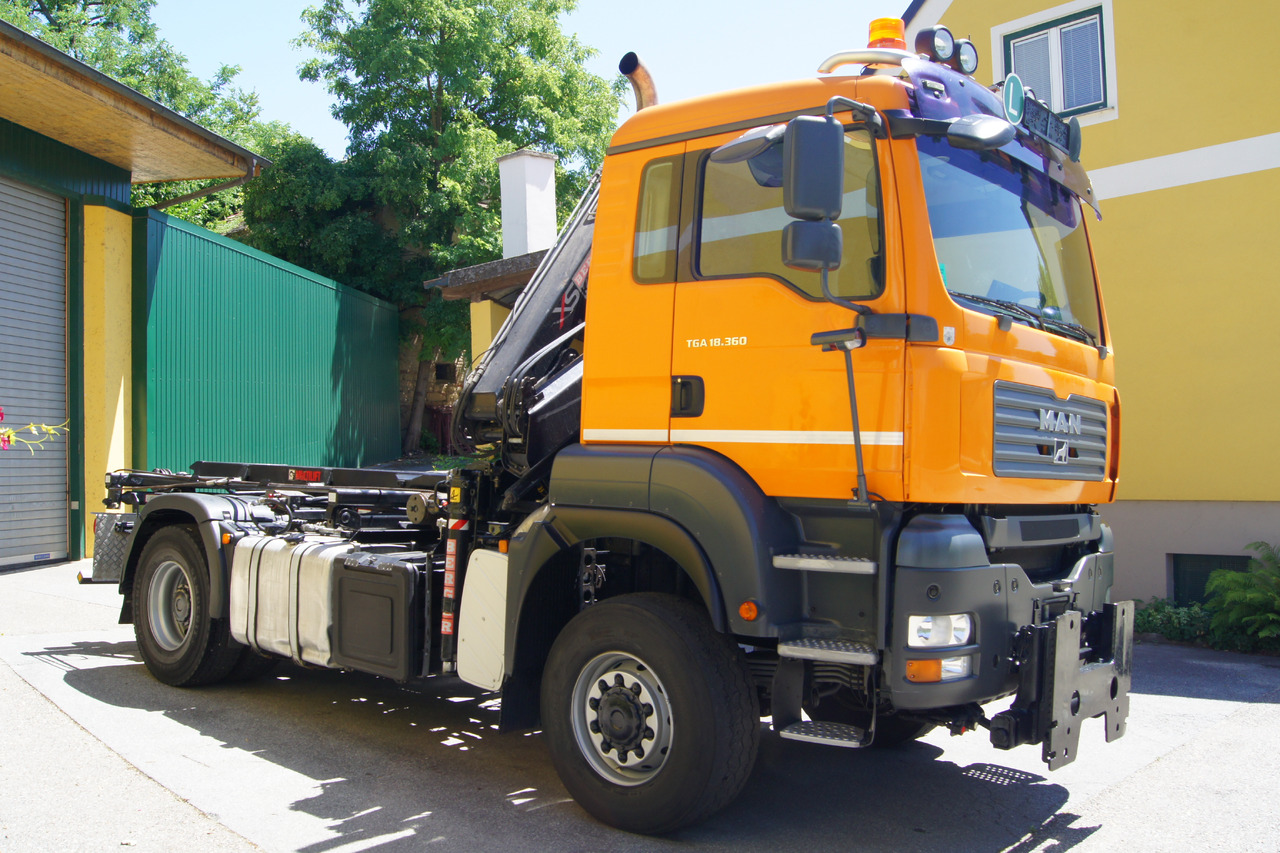 Tipper, Crane truck MAN TGA 18.360 BL 4x4/Euro4/TÜV/HIAB 111 korbfähig/MULTILIFT/Winterdienst: picture 7 Tipper, Crane truck MAN TGA 18.360 BL 4x4/Euro4/TÜV/HIAB 111 korbfähig/MULTILIFT/Winterdienst: picture 7