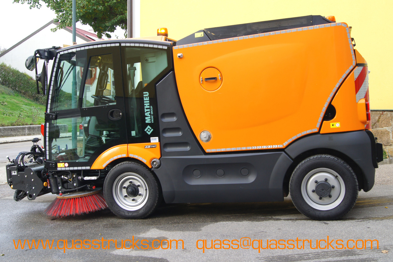 MATHIEU Azura Flex MC210 3-rd brush / EURO 6 / TÜV - Road sweeper: picture 4 MATHIEU Azura Flex MC210 3-rd brush / EURO 6 / TÜV - Road sweeper: picture 4