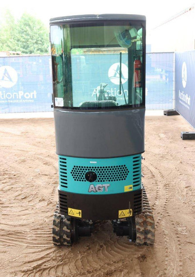 AGT Industrial QH13R - Mini excavator: picture 4 AGT Industrial QH13R - Mini excavator: picture 4
