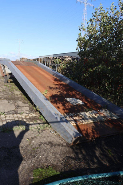 AP - Dropside/ Flatbed trailer: picture 4 AP - Dropside/ Flatbed trailer: picture 4