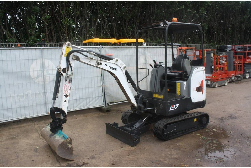 Bobcat E17 - Mini excavator: picture 2 Bobcat E17 - Mini excavator: picture 2