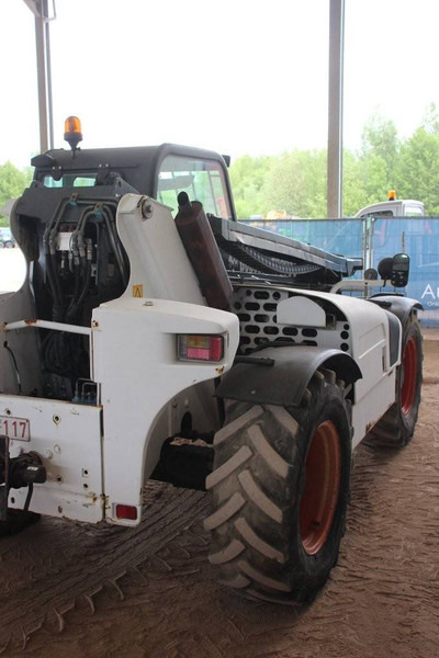 Bobcat T3093S - Telescopic handler: picture 5 Bobcat T3093S - Telescopic handler: picture 5