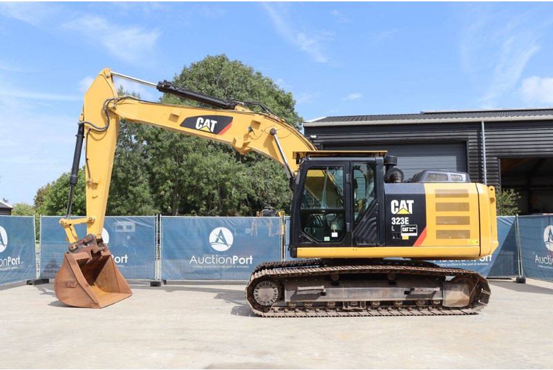 Caterpillar 323E - Crawler excavator: picture 2 Caterpillar 323E - Crawler excavator: picture 2