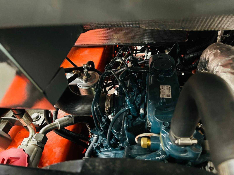 New Wheel loader Everun ER1000: picture 20