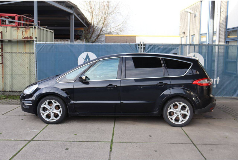 Ford S-Max - Sedan: picture 2 Ford S-Max - Sedan: picture 2