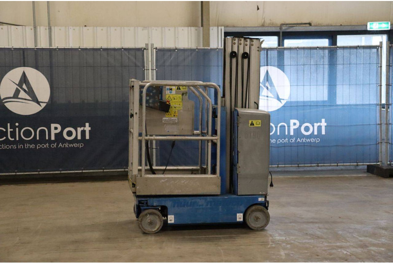 Genie GR-20 - Vertical mast lift: picture 1 Genie GR-20 - Vertical mast lift: picture 1