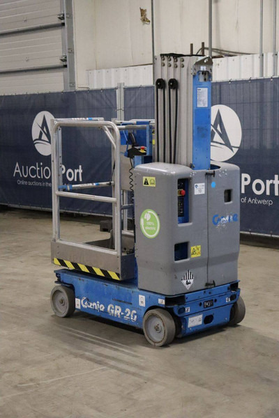 Genie Genie GR-20 - Vertical mast lift: picture 4 Genie Genie GR-20 - Vertical mast lift: picture 4