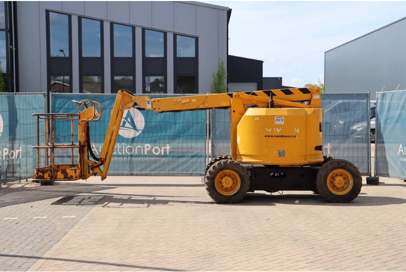 Genie Z-34/22 - Articulated boom: picture 2 Genie Z-34/22 - Articulated boom: picture 2