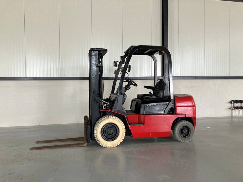 Hangcha CPCD25N-RW10 - Diesel forklift: picture 1 Hangcha CPCD25N-RW10 - Diesel forklift: picture 1