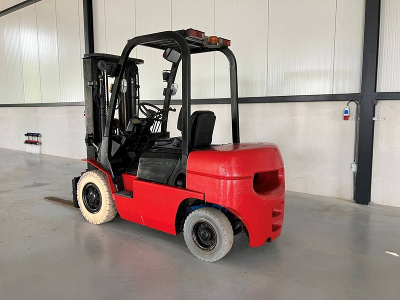 Hangcha CPCD25N-RW10 - Diesel forklift: picture 3 Hangcha CPCD25N-RW10 - Diesel forklift: picture 3