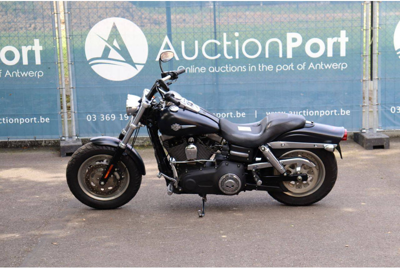Harley-Davidson Dyna Fat Bob - Motorcycle: picture 2 Harley-Davidson Dyna Fat Bob - Motorcycle: picture 2