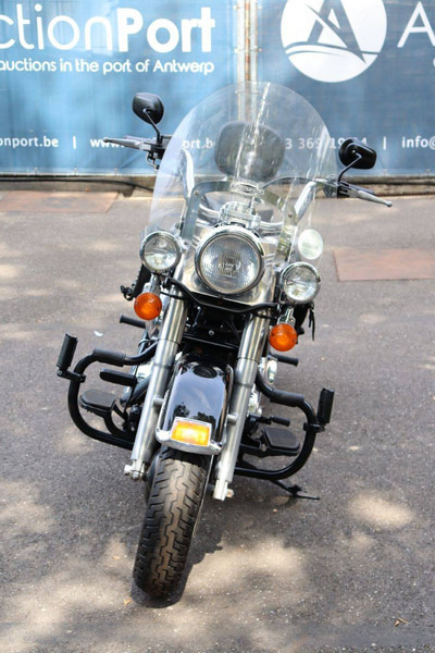 Motorcycle Harley-Davidson Heritage Softail Classic: picture 8