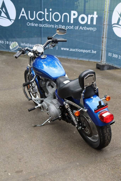 Harley-Davidson Sportster XL883 - Motorcycle: picture 4 Harley-Davidson Sportster XL883 - Motorcycle: picture 4