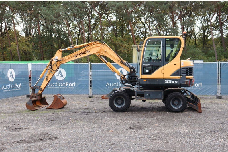 Hyundai 55W-9 - Wheel excavator: picture 2 Hyundai 55W-9 - Wheel excavator: picture 2