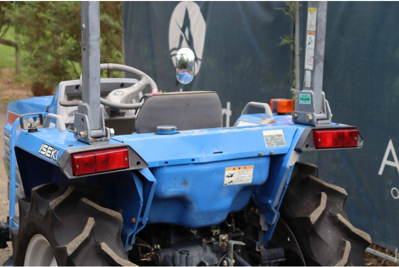 Farm tractor Iseki TK25: picture 15