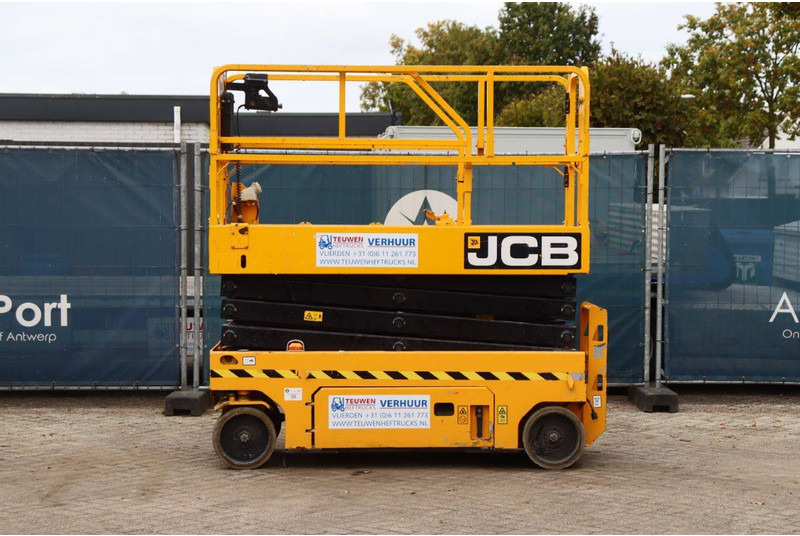 JCB S2632E - Scissor lift: picture 2 JCB S2632E - Scissor lift: picture 2