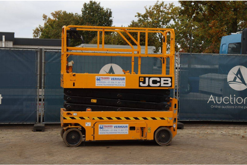 JCB S2632E - Scissor lift: picture 1 JCB S2632E - Scissor lift: picture 1