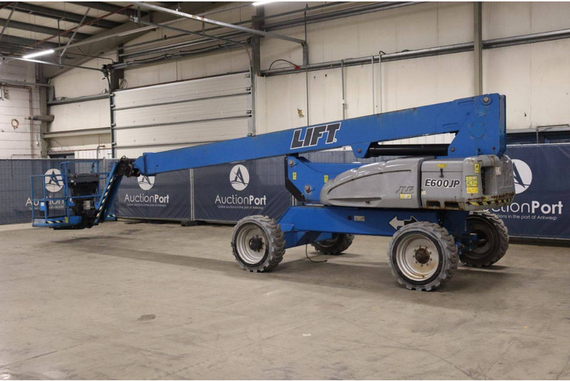 JLG E600JP - Telescopic boom: picture 4 JLG E600JP - Telescopic boom: picture 4