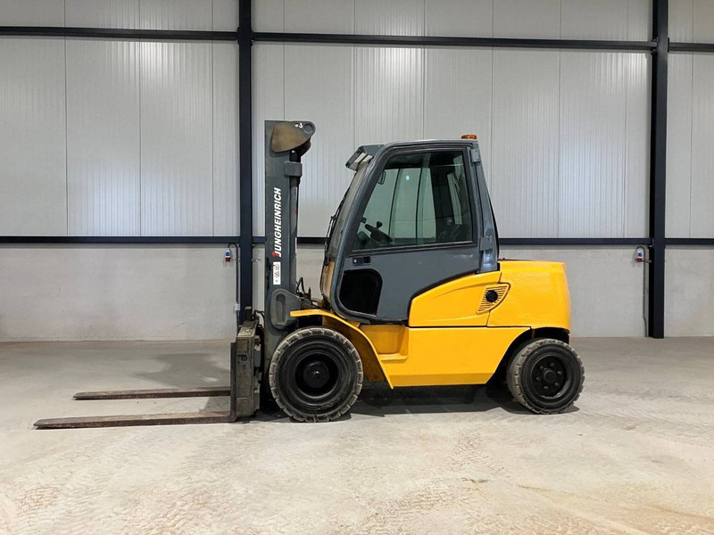 Jungheinrich DFG 545 - Diesel forklift: picture 2 Jungheinrich DFG 545 - Diesel forklift: picture 2