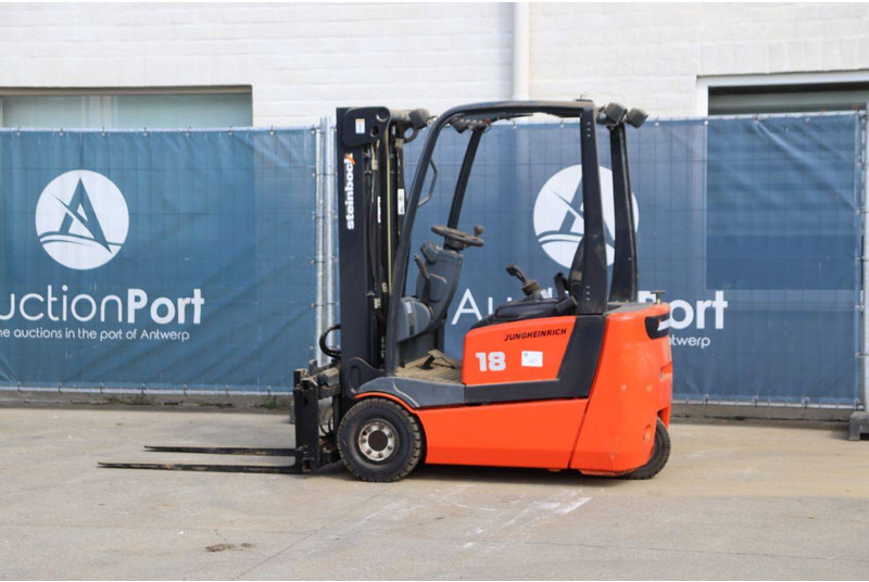 Jungheinrich Model 18 - Electric forklift: picture 3 Jungheinrich Model 18 - Electric forklift: picture 3